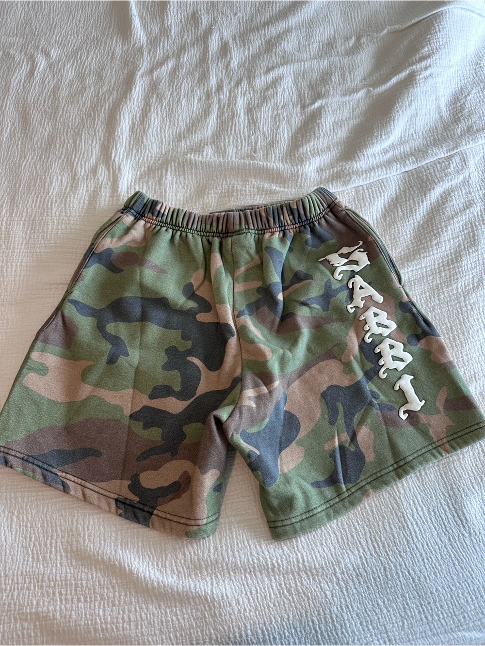 Sabbi Happy Hibiscus Camo Shorts - Picture 8 of 11